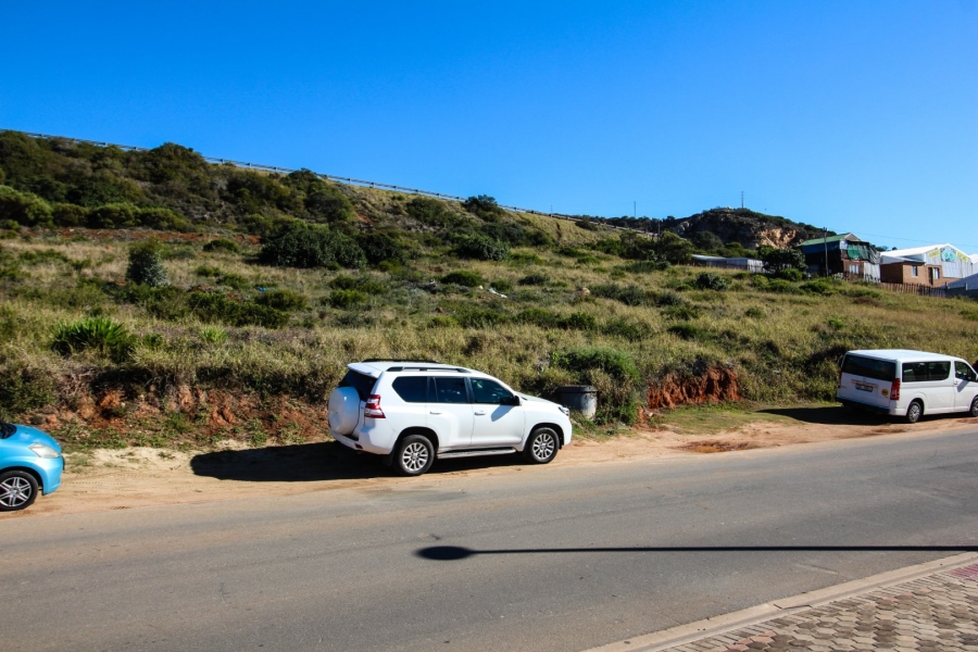  Bedroom Property for Sale in Diaz Industria Western Cape